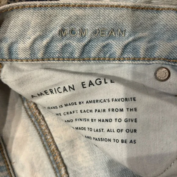 American Eagle Distressed Mom Jeans - Picture 6 of 8